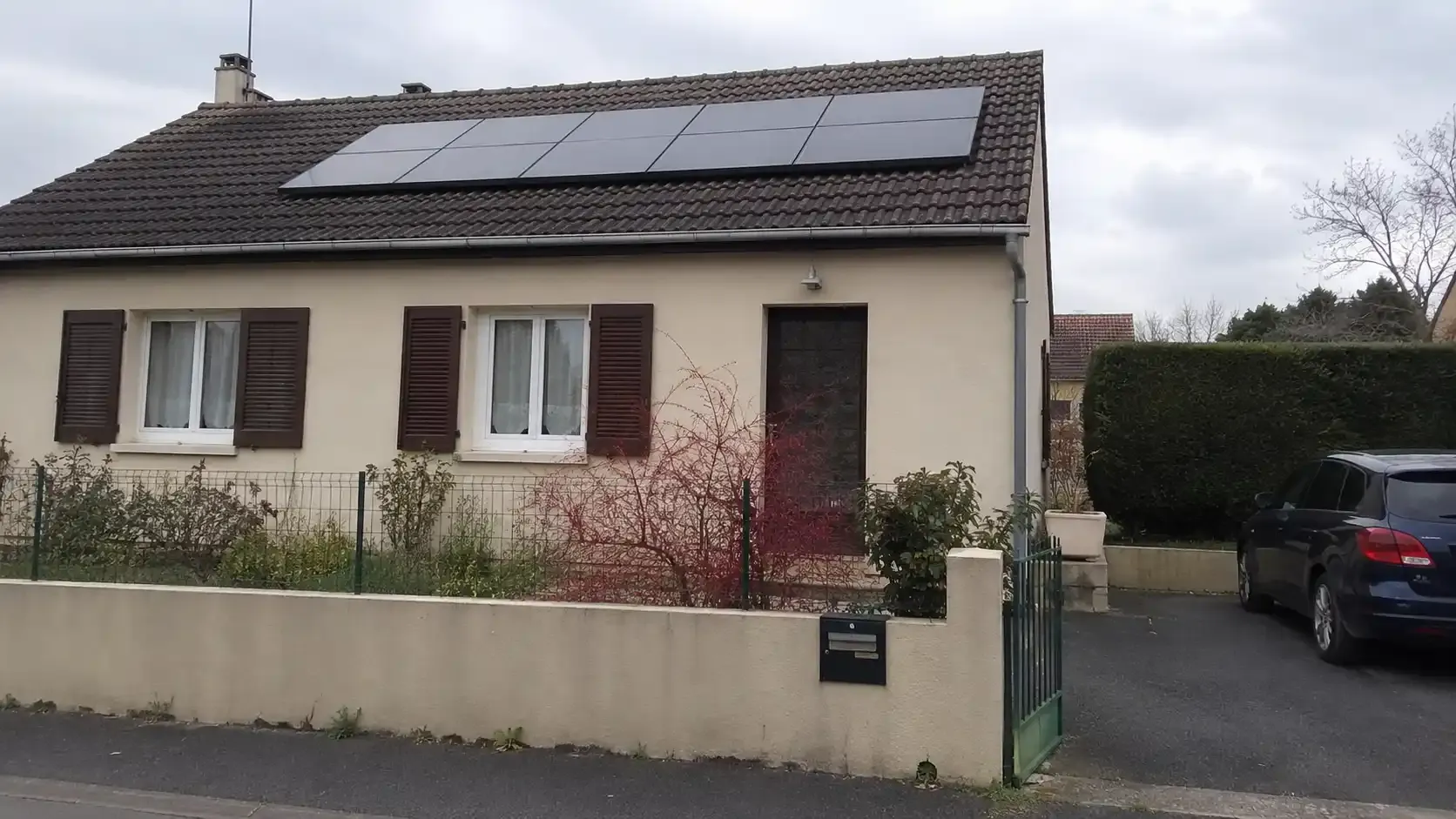 Image panneaux solaires photovoltaiques 7 panneaux photovoltaiques 30